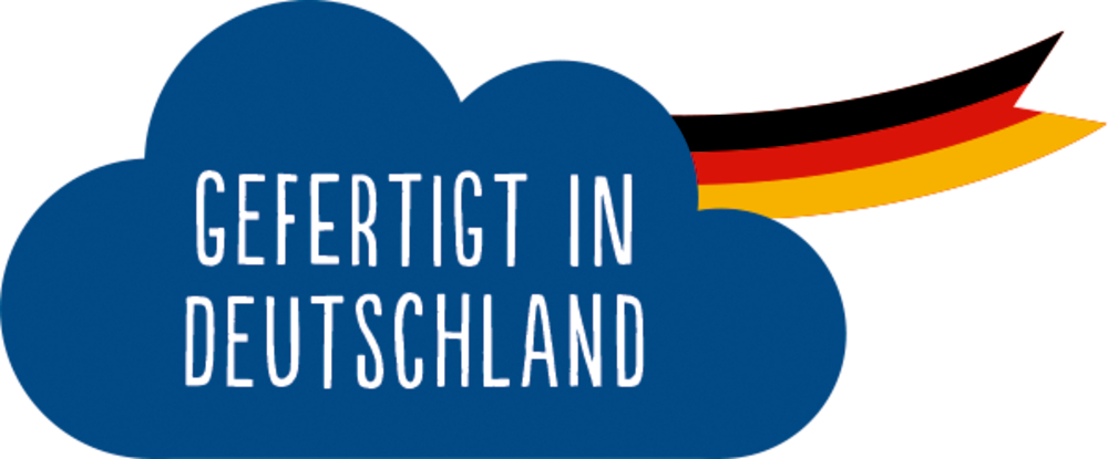 Eine blaue Wolke mit „Gefertigt in Deutschland“ und einem Band in den Farben der deutschen Flagge auf der rechten Seite.