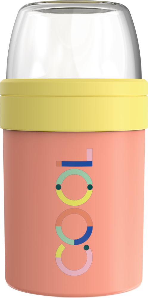 Rosafarbener Lunchpot mit gelbem Deckel, an dessen Seite in bunten geometrischen Buchstaben „cool“ steht.
