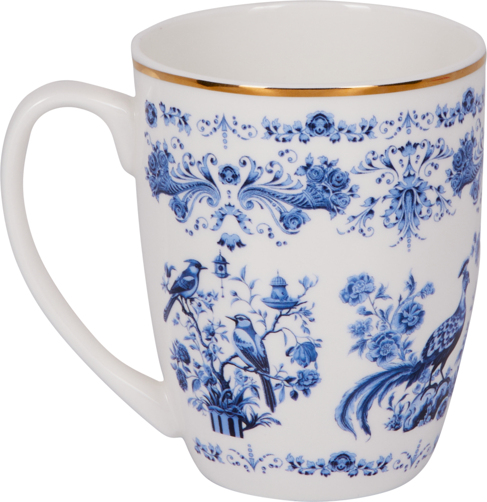 Weiße Tasse mit blauem Blumen- und Vogelmuster, akzentuiert durch ein goldenes Band um den Rand.