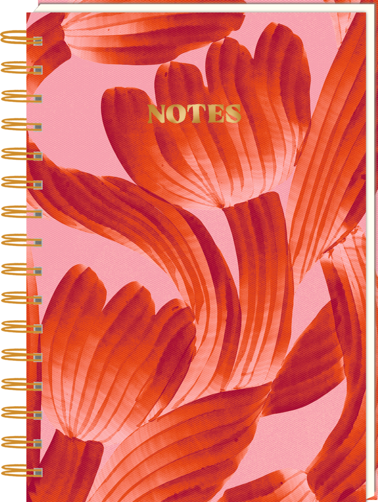Notizbuch mit Spiralbindung und rotem Blumenmuster auf rosafarbenem Hintergrund, goldene Aufschrift „NOTES“.