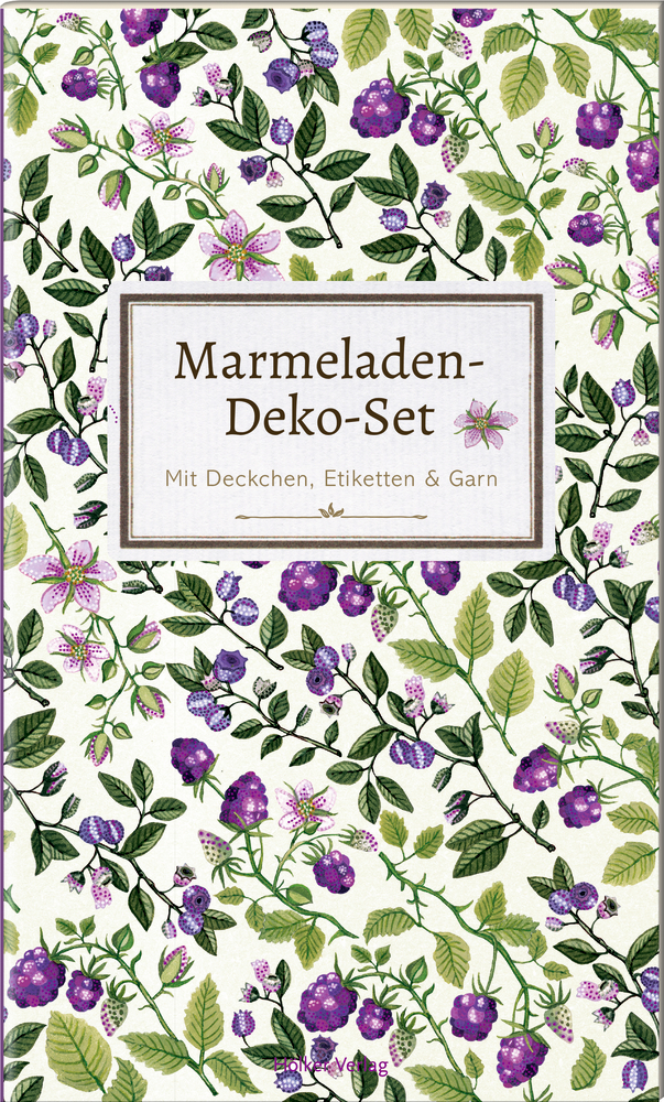 Verpackung eines Marmeladen-Deko-Sets mit Beeren- und Blütenmuster in Grün und Violett auf hellem Hintergrund.